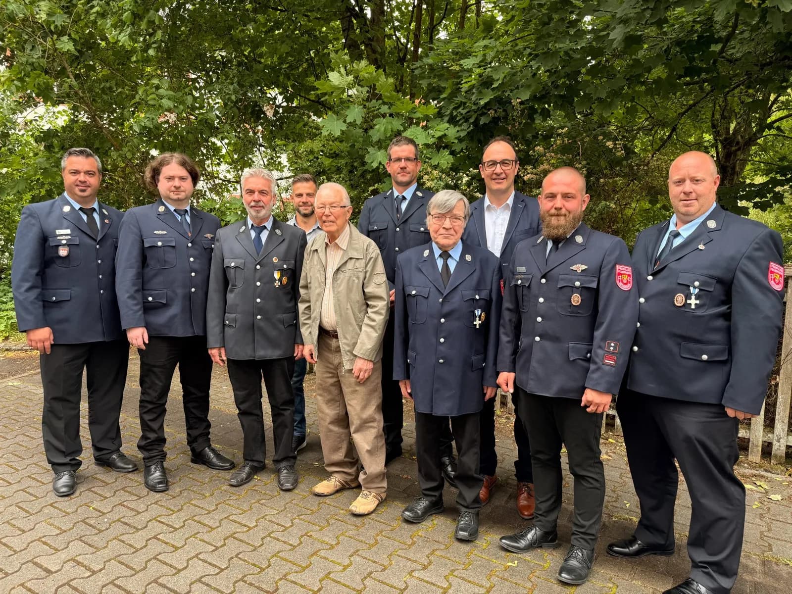 Kirchgang mit Frühschoppen und Ehrungen 